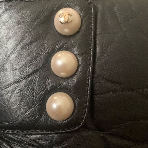 Chanel Interlocking C Lace Up Pearl Calfskin Leather Ankle Boot EU 37.5 US 6.5-7 - Picture 6 of 14